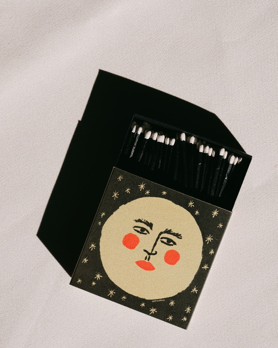 Zápalky Moon Matches